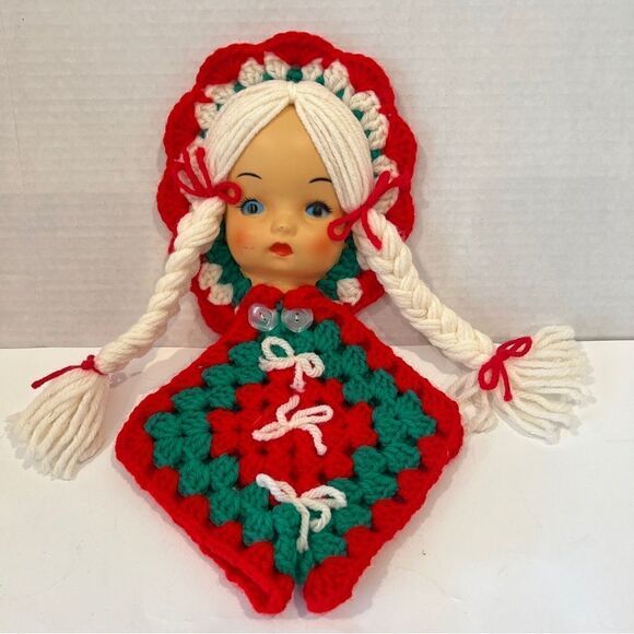 Vintage Crochet Hand made Christmas Tree Skirt & Doll Potholder - Picture 2 of 5